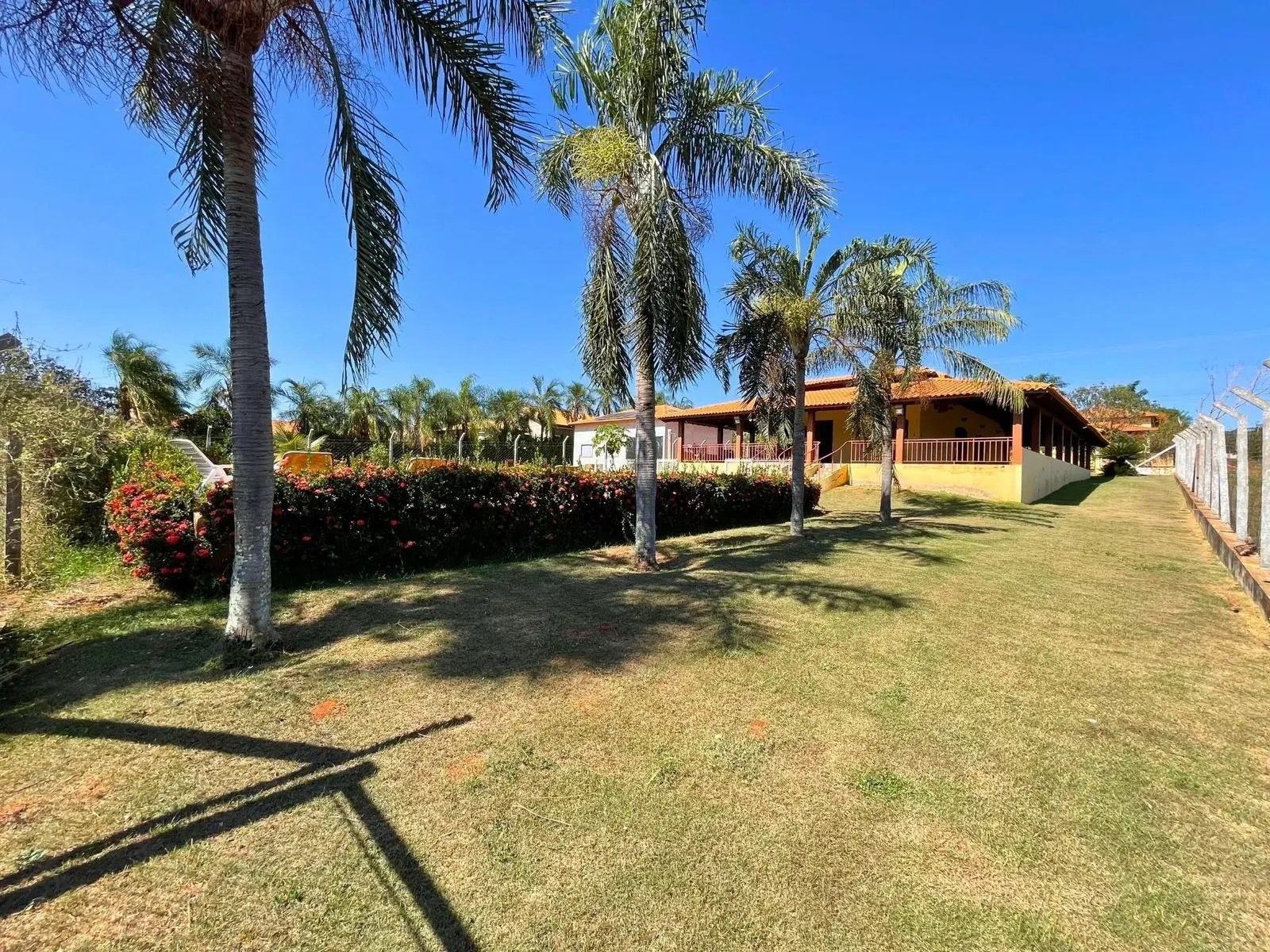Área de churrasqueira rancho araçatuba